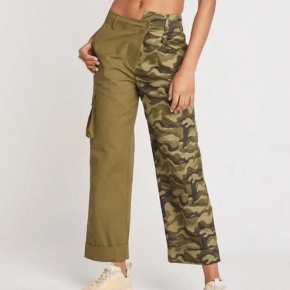 Choosy Split Design Camo Cargo Pants Olive Green Two Tone Utility Women Size 2